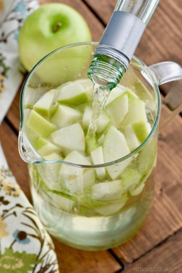 Carmel Apple White wine sangria